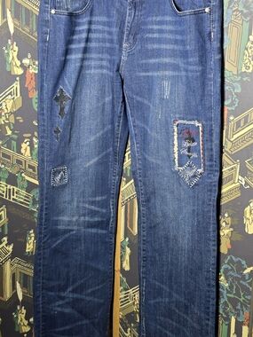 COWGIRL TUFF Sz 31x33 (Actual 32x32) “Love & Strength”Boot Cut Jeans Cross  2646